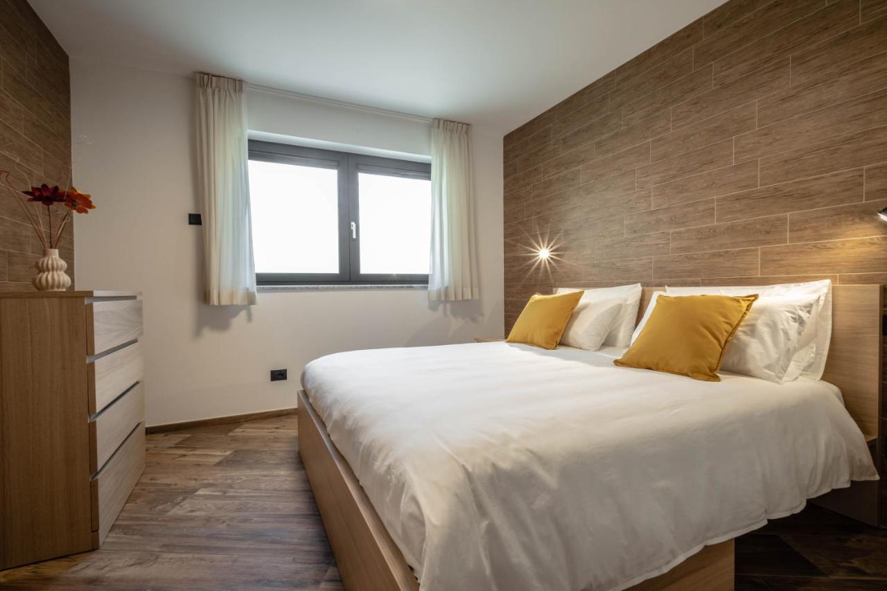 San Martin Holidays Home - Stay, Work & Fun Pont-Saint-Martin Kültér fotó