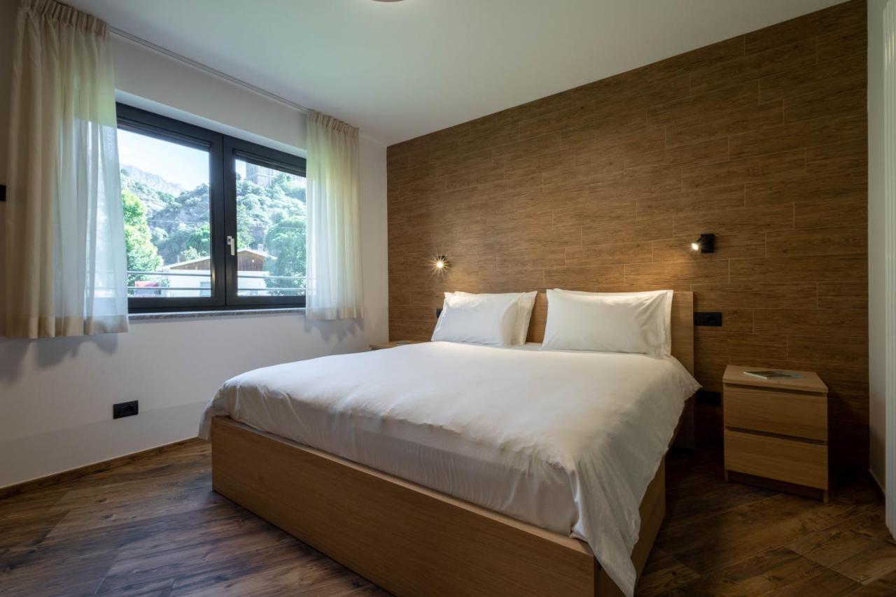 San Martin Holidays Home - Stay, Work & Fun Pont-Saint-Martin Kültér fotó